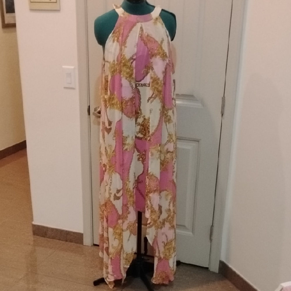 Elegant Pink and Gold Women's Dress